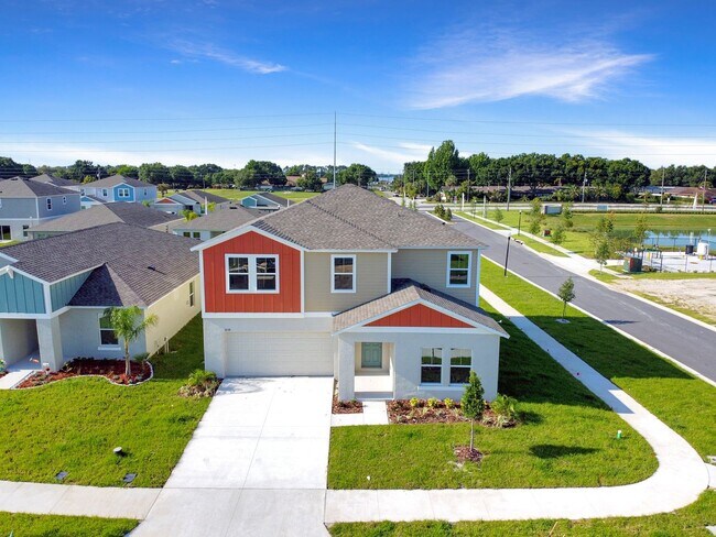 Foto del edificio - Two-Story Home Available in Winter Haven!