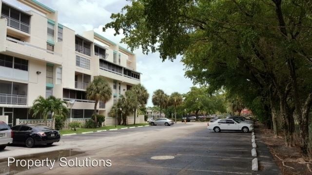 Building Photo - 2017 NW 46th Ave