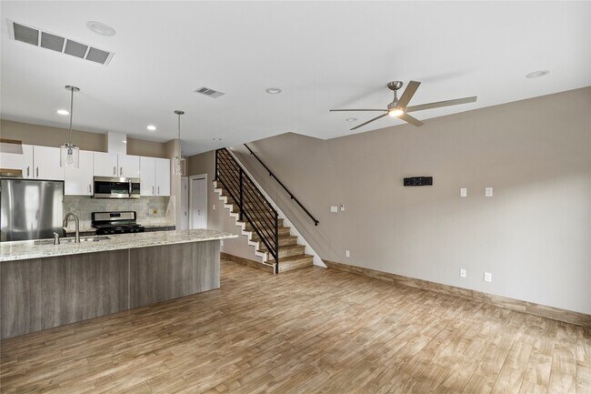Foto del edificio - 3923 Yale St