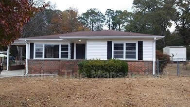 Building Photo - 1125 Camellia Rd