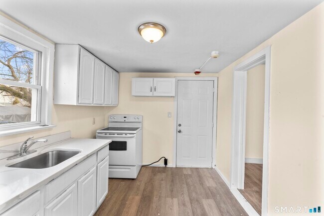 Foto del edificio - 313 High St