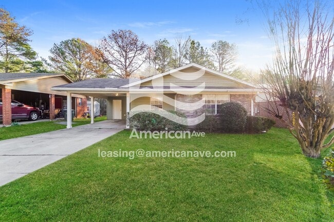 Building Photo - 814 Harvey St