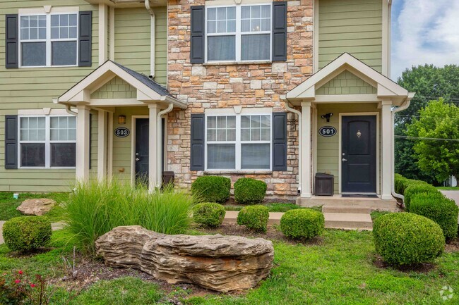 Townhome Entrance - Gravois Ridge Townhome Apartments