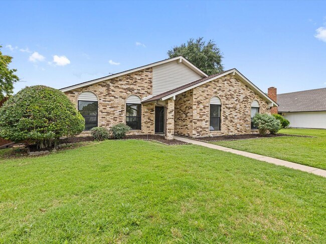 Foto del edificio - 3404 Newkirk Dr