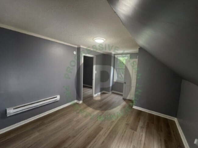 Foto del edificio - 4144 Hyde Ave