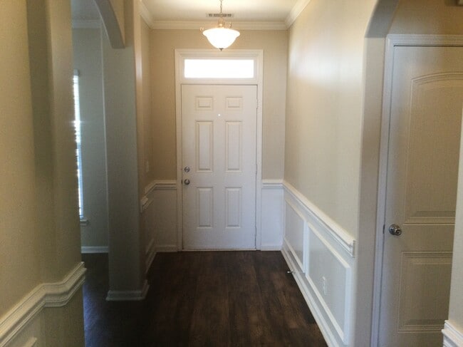 Foto del edificio - 173 Magnolia Dr