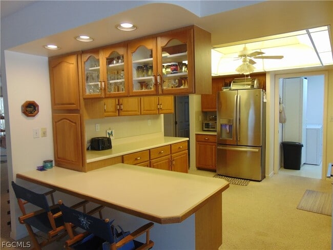 Building Photo - 1092 Riverbend Dr
