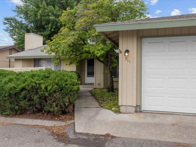 Building Photo - 311 Seaside Ct