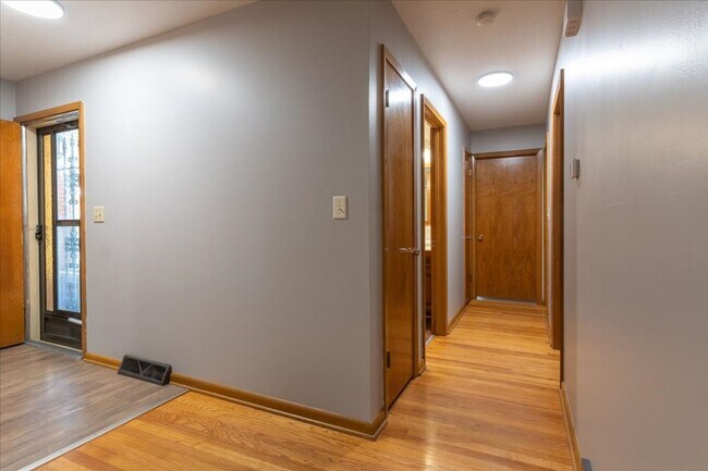 Foto del edificio - MOVE IN SPECIAL until 7/30/26!