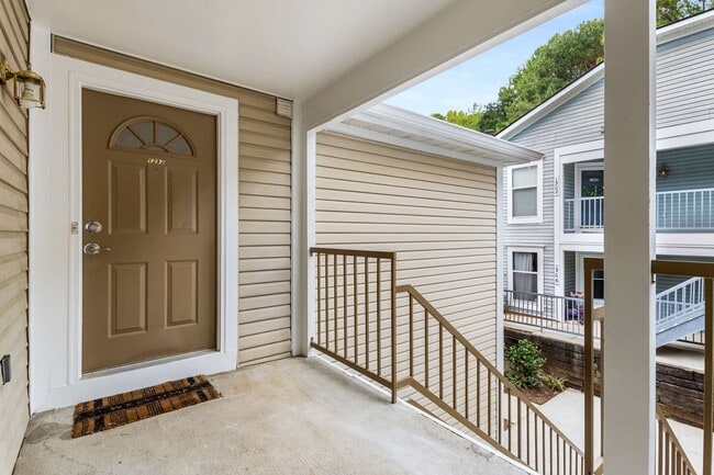 Building Photo - Great Location 2BR/2BA Condo - No App Fee