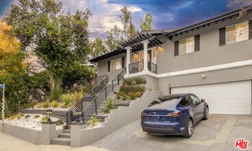 Building Photo - 5082 Don Pio Dr