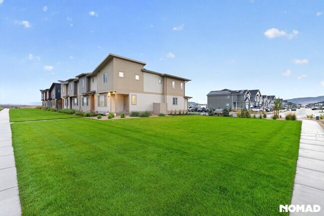 Foto del edificio - 2956 Golden Spike Dr