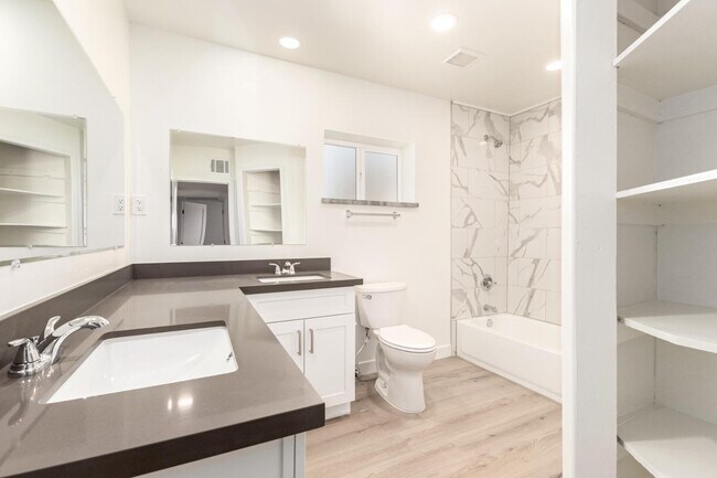 Foto del edificio - 4519 N 8th Pl