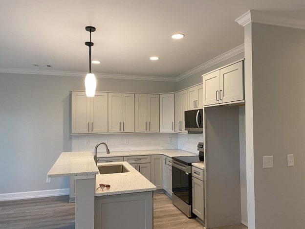 Building Photo - 102 Maple Vw Dr