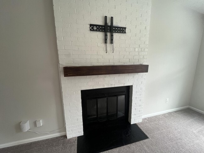 Building Photo - 3409 Woodbaugh Dr