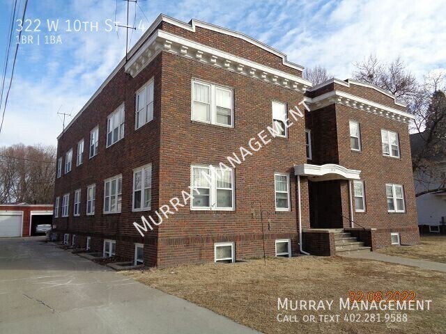 Foto del edificio - 322 W 10th St