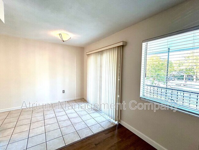 Foto del edificio - 615 Lakeview St