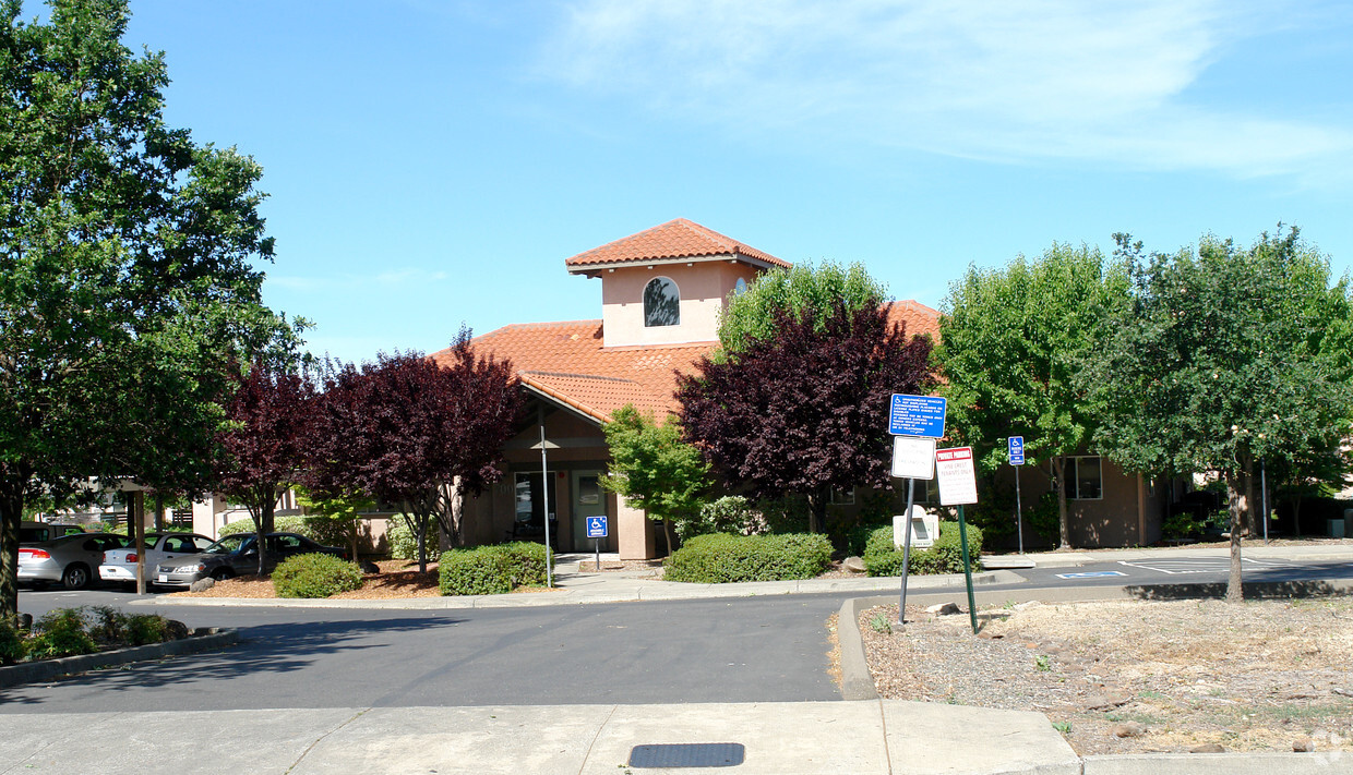 Primary Photo - Vinecrest Senior Apartments