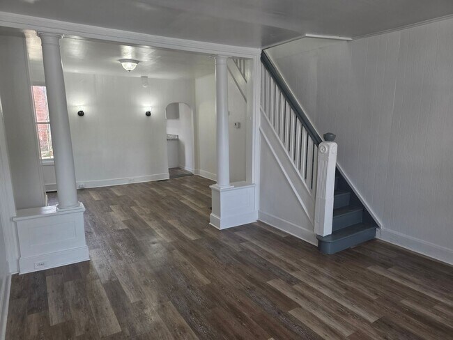 Foto del edificio - 1615 Lancaster Ave