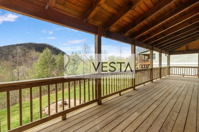 Photo - 131 Tanner Trail House