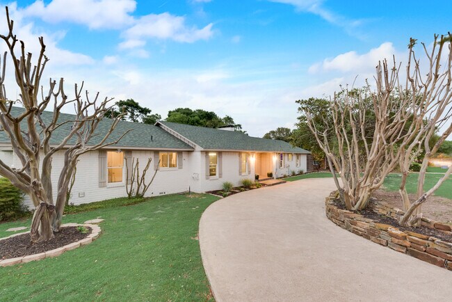 Photo - 6217 Alpha Rd House