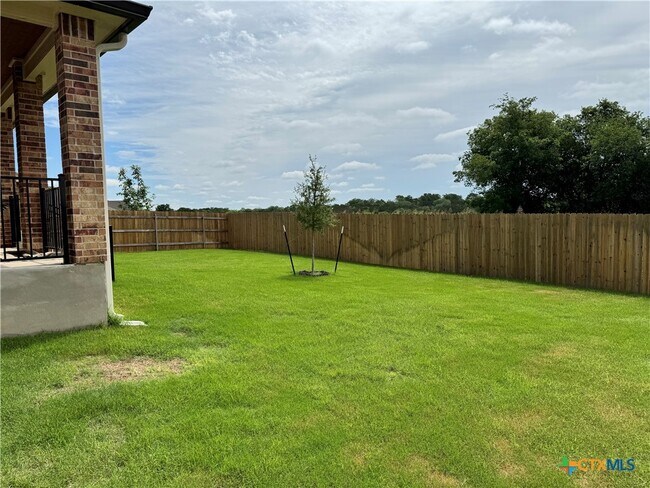 Building Photo - 5803 St Charles Dr