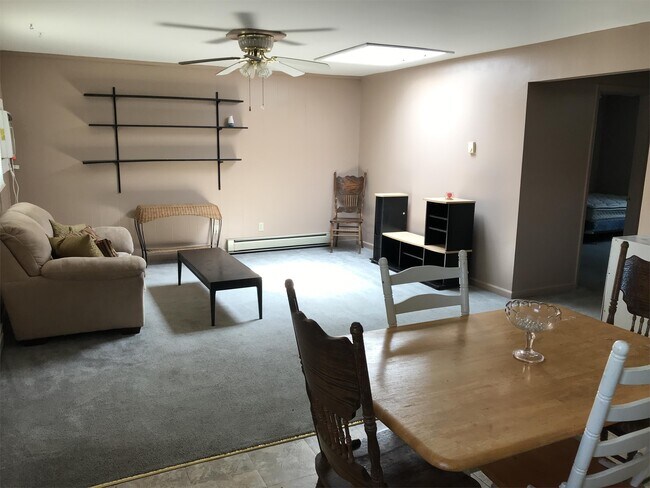 Building Photo - 1907 10th St