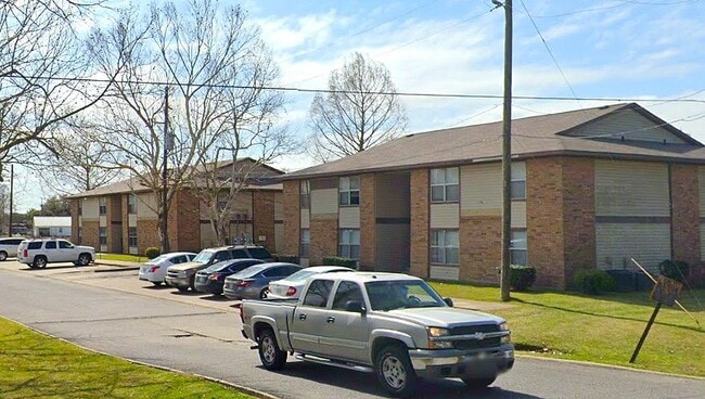 Building Photo - 114 Acadian Pl