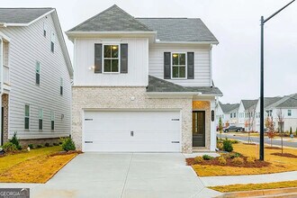 Building Photo - 4025 Hillmont Ln