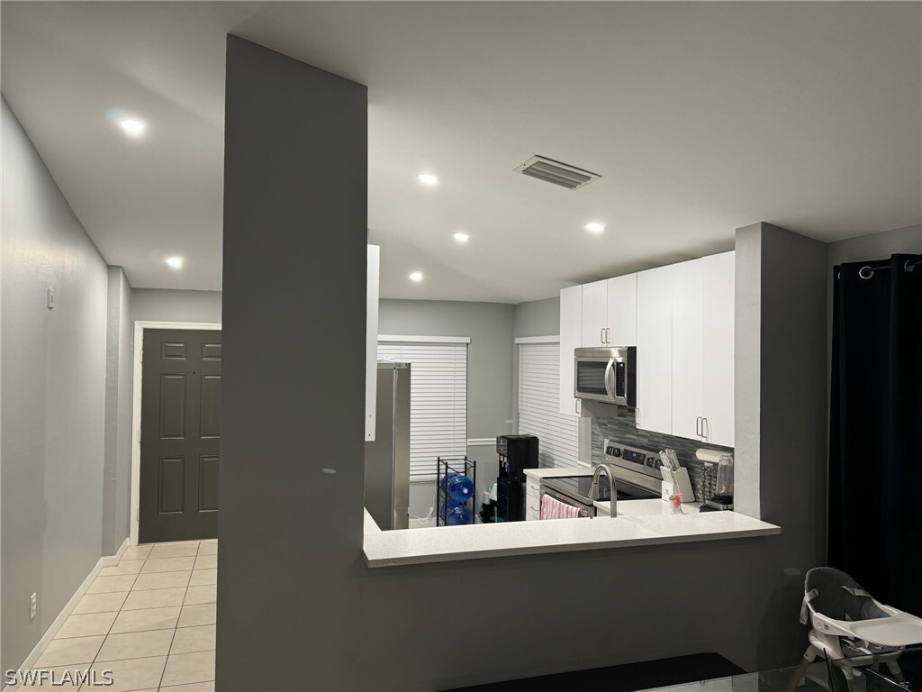 Foto principal - 5470 16th Pl SW