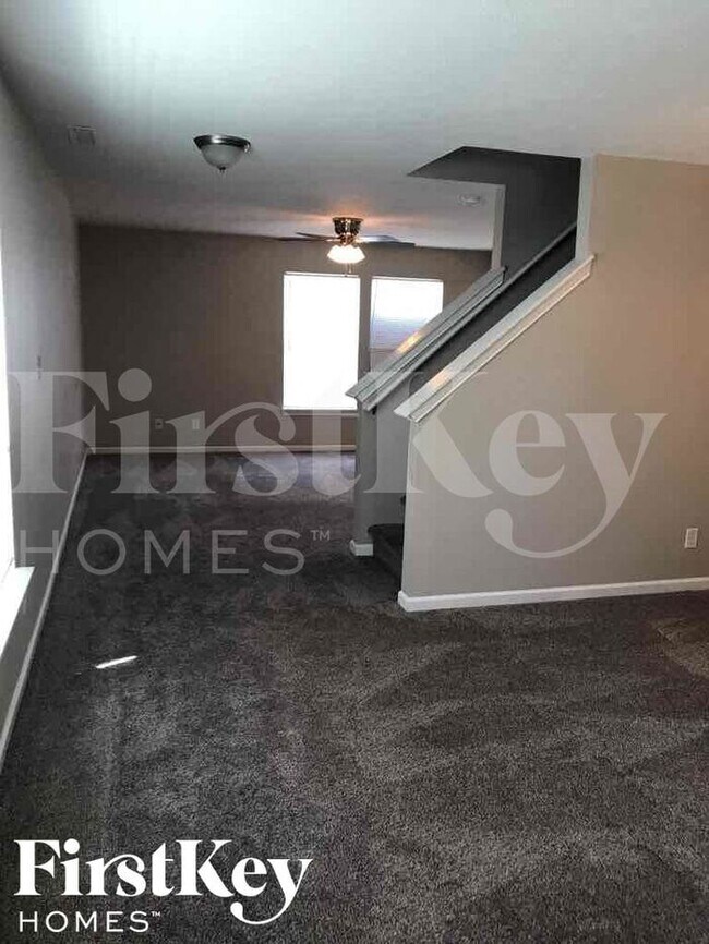Foto del edificio - 7934 Liberty School Ln