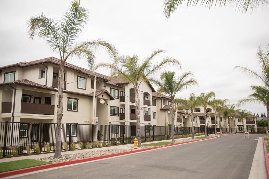 Palms at Morada Rentals Stockton, CA