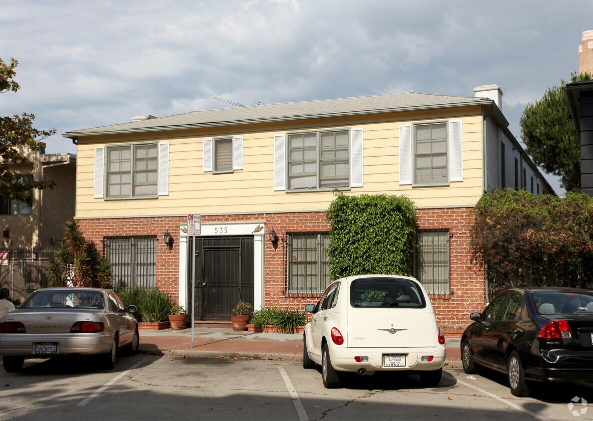 Primary Photo - 535 Linden Ave