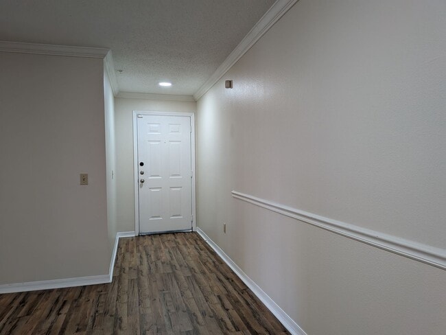 Building Photo - 3/2 Condo, Villas at Lakeside in Oveido