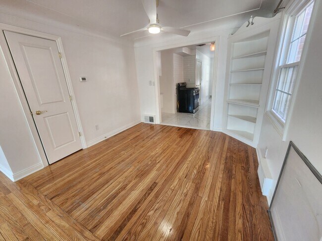 Foto del edificio - 3532 Normandy Rd