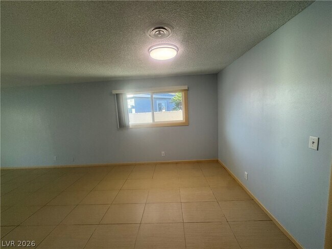 Building Photo - 4420 Del Monte Ave