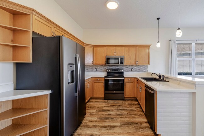 Foto del edificio - 2536 Bella Vista Cir