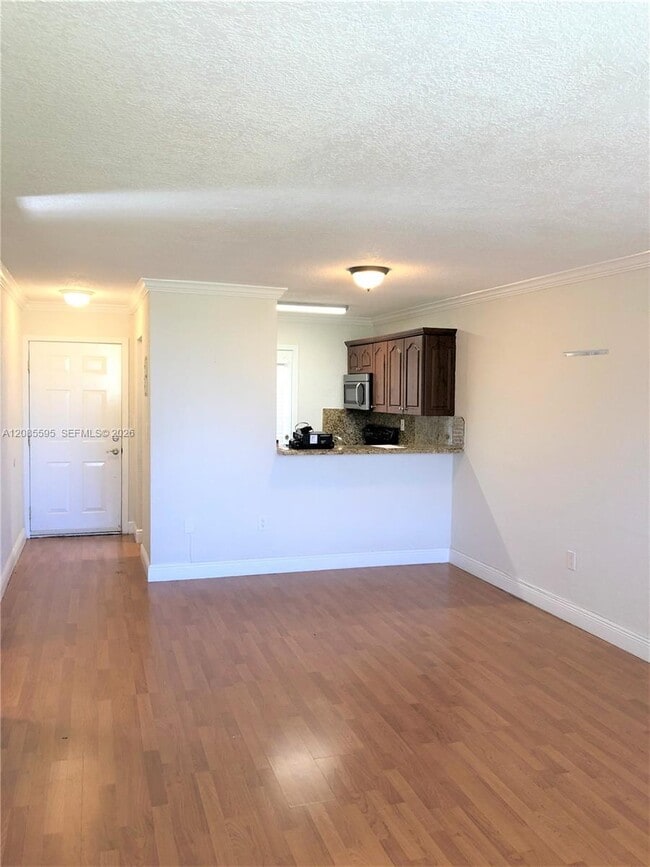 Building Photo - 300 Madeira Ave