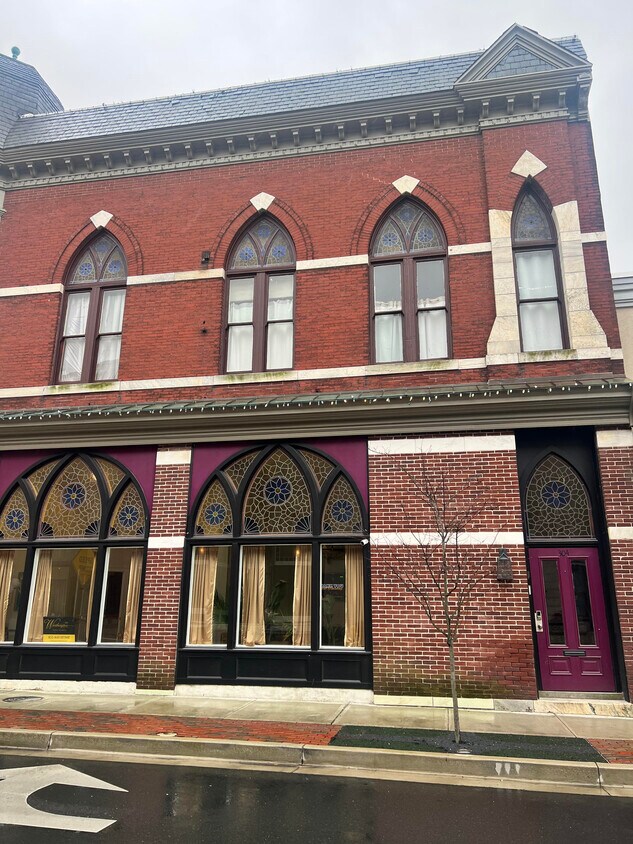 304 W Main St Unit 2, Salisbury, MD 21801 Condo for Rent in Salisbury