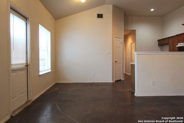 Building Photo - 5622 GOLF MIST