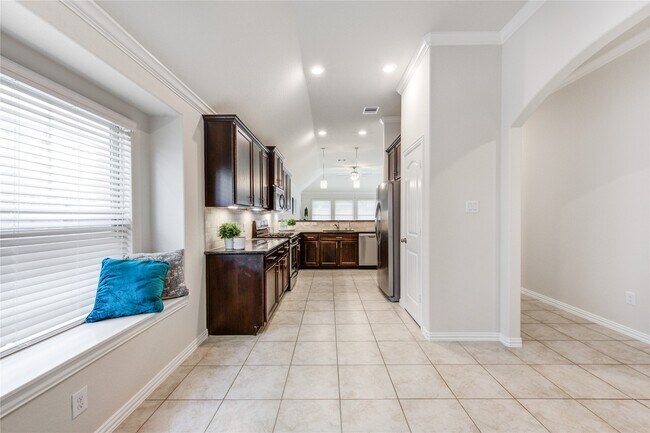 Building Photo - 3418 Auburn Creek Cir