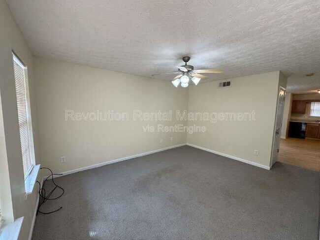 Foto del edificio - 2607 Wellington Walk Pl