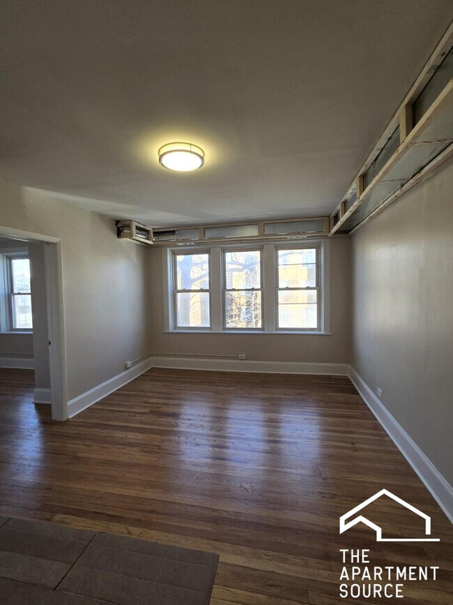 Building Photo - 4418 N Whipple St