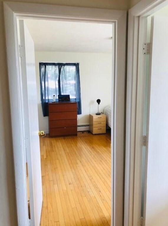 Building Photo - 34 Brentwood St