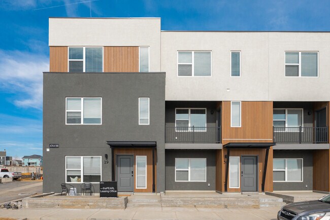 Foto del edificio - 4647 S Jordan Pkwy