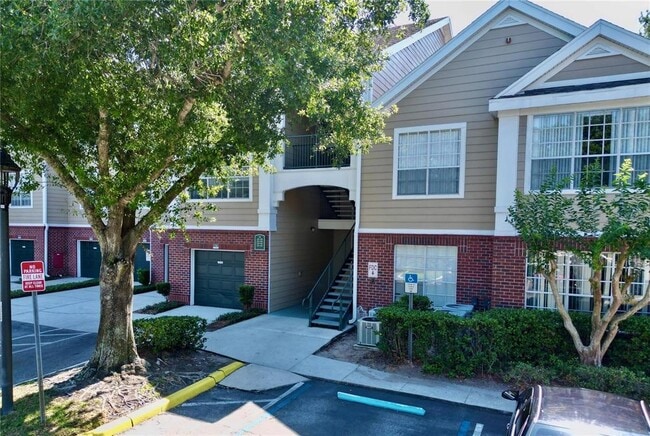 Building Photo - 13025 Mulberry Park Dr