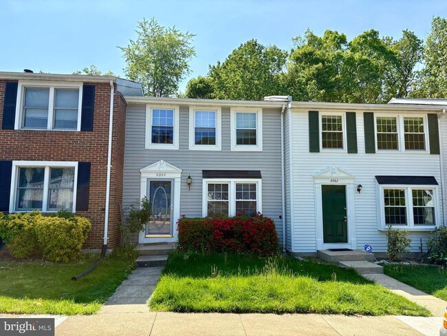 Building Photo - 8064 Steeple Chase Ct