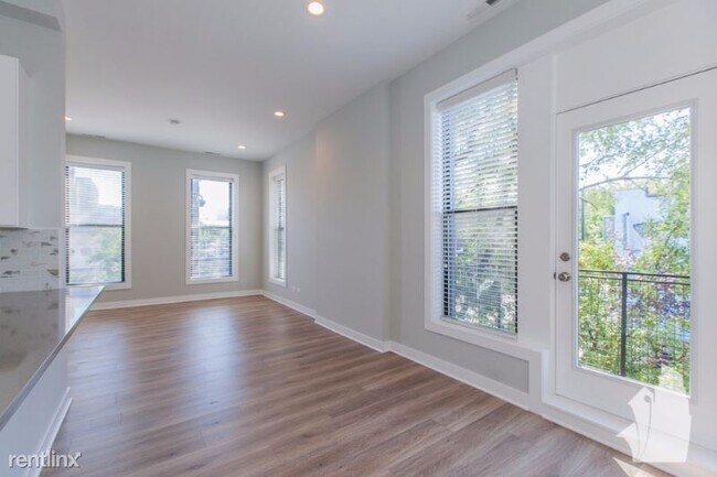 Foto del edificio - 3000 N Sheffield Ave