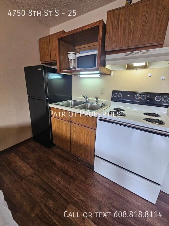 Foto del edificio - 4750 8th St S