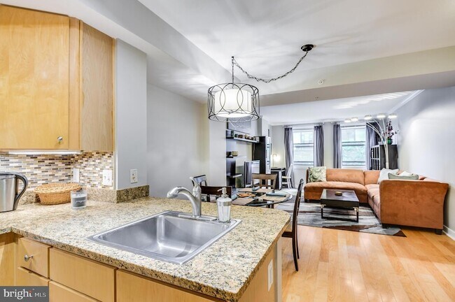 Building Photo - 616 E Street NW Unit 446